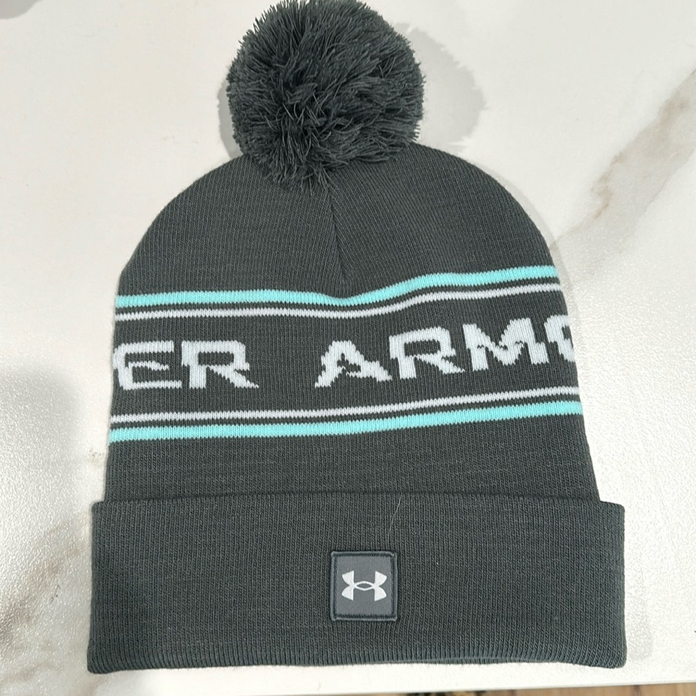 Under Armour
UA Men's Halftime Pom Beanie - Beanies- NWT